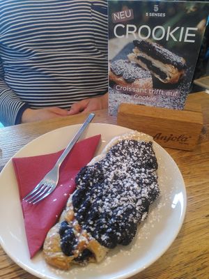 Vegan warm crookie at 5 Senses Coffee - Wiesentalstraße in Freiburg