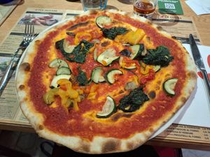 Vegetariana senza mozzarella at Pizzikotto   in Bergamo