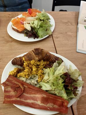 The french vegan and toast du moment at ZEITGEIST Café in Lyon