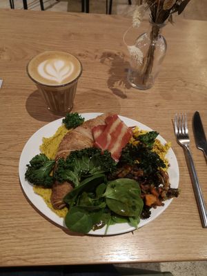The French vegan at ZEITGEIST Café in Lyon