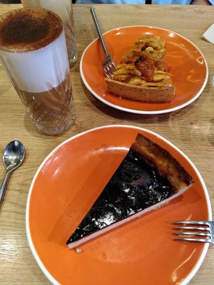 Dessert at ZEITGEIST Café in Lyon