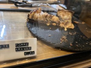 Apple pie     at ZEITGEIST Café in Lyon