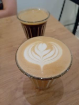 Cappucino at ZEITGEIST Café in Lyon