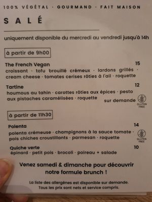  at ZEITGEIST Café in Lyon