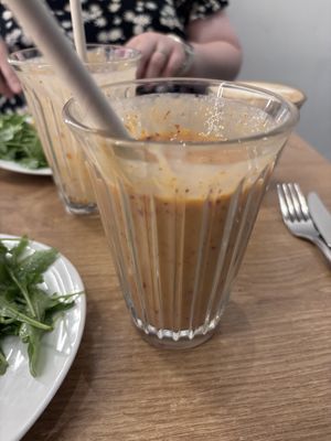  at ZEITGEIST Café in Lyon