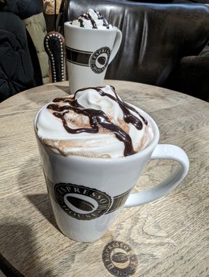 Hot chocolate with oat cream at Espresso House - Kluuvi Shopping Centre in Helsinki