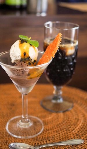 vegan sweets at Yam Kitchen in Miyazaki