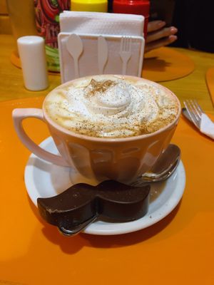 Cafeminista at Vegan Bunker in Santiago