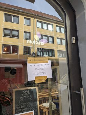 Spontan geschlossen.. at Moksha Health Food Deli in Weimar