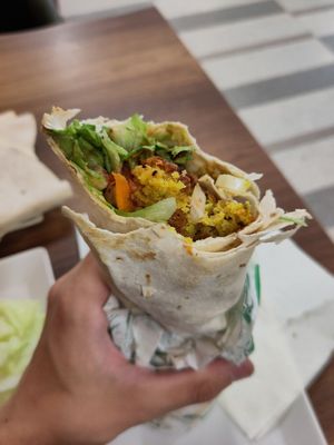 Falafel Wrap at VeganLand in Hameln