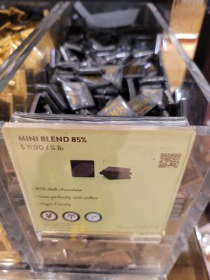 Vegan options at Venchi Chocolate & Gelato Columbus Circle  in New York City