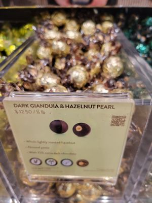 Vegan options at Venchi Chocolate & Gelato Columbus Circle  in New York City