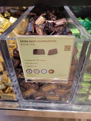 Vegan options at Venchi Chocolate & Gelato Columbus Circle  in New York City