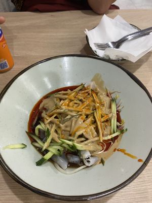 cold noodles in sesame and chill sauce  at Wok 'n Go in Budapest