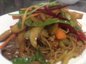 Vegetable Lo Mein (available with tofu) at Asia Caribe in Isla Mujeres