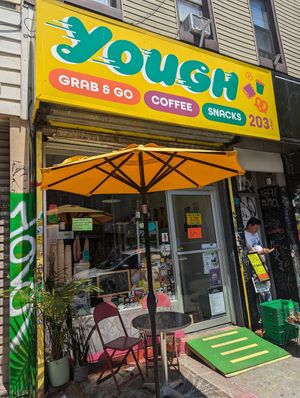 Eingang at Yough in Brooklyn