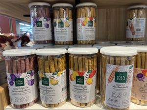 Snacks  at Lemon Farm - Prasert-Manukitch Rd in Bangkok