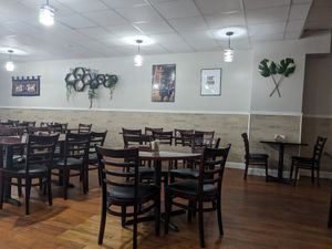 Plenty of space for larger groups at Villa Thai in Endicott