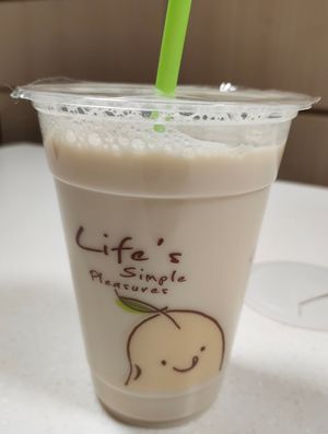 Soya milk at Mr Bean - Toa Payoh Hub in Central Singapore