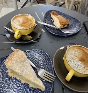 Cheesecake not vegan, apple pie yes   at La Lectora Cafe Literario in Cadiz