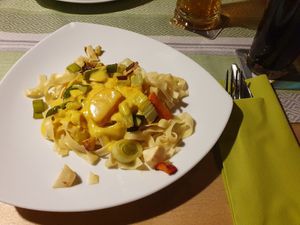 Vegane Tagliatelle mit Kokos-Kurkuma-Sauce at Woinemer Hausbrauerei in Weinheim
