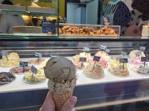 Pistachio and baklava flavour vegan ice cream at Sugar Killer - Georgiou Olympiou in Athens