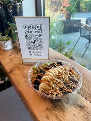 Açaí Bowl at Tasteful in East Greenwich