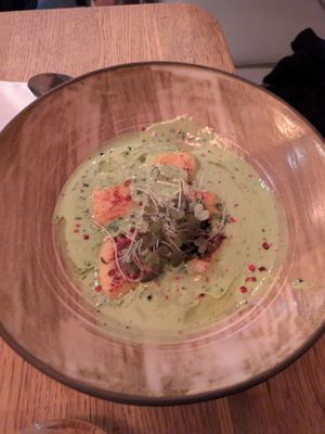 Seasonal vegan (broccoli) soup:  5/5 amazing at TATI in Budapest