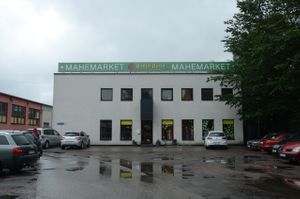 Exterior in the rain at Mahemarket - Parim Pood in Tallinn