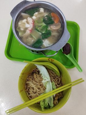 Mini wok noodle at Gan Taste 颜味素食 in Central Singapore