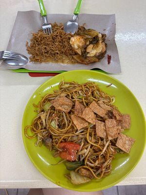 Mee goreng is tasty too  at Gan Taste 颜味素食 in Central Singapore