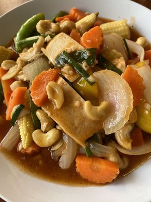 tofu cashew stir fry  at Anchan Vegetarian Restaurant in Chiang Mai