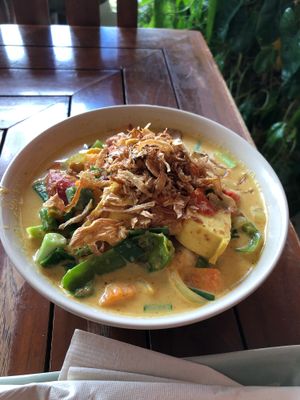 Indian curry at Anchan Vegetarian Restaurant in Chiang Mai