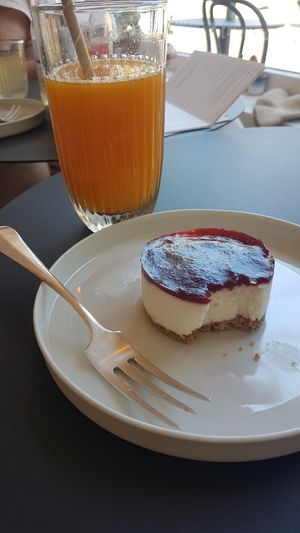 Vegan cheesecake with raspberry/strawberry topping at Rose and Vanilla  in Amsterdam