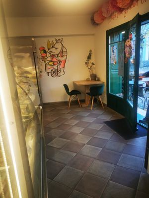  at Dolce Vita Cukrászda in Szentendre