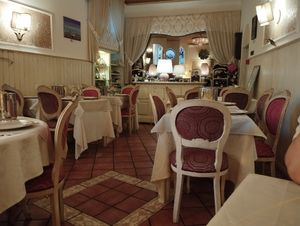 Interior at Le Bistrot in Rome