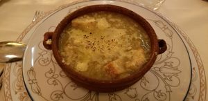 Onion soup at Le Bistrot in Rome