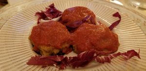 Polpette di ceci con salsa di pomodoro at Le Bistrot in Rome