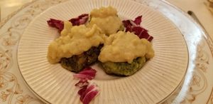 Polpette di broccoli con salsa di fave at Le Bistrot in Rome