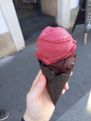 Sauerkirsch und dunkle Schokolade at Das Casa in Wurzburg