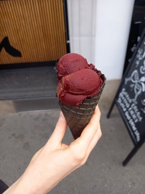 Cassis und Mangoeis at Das Casa in Wurzburg