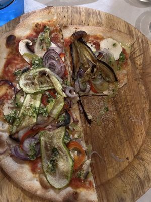 Vegetarian pizza made vegan with parsley, garlic oil 😛  at La Cusina di Maria in Skiathos