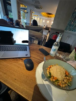 Salad with homemade Hummus  at Hoffmanns Sonnenhaus in Moenchengladbach