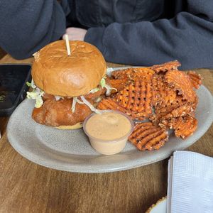 Buffalo Cauliflower Sandwich with sweet potato fries and chipotle mayo  at Merchant Ale House in St Catharines
