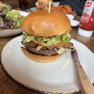 Vegan Cheese Burger (add mushrooms and onions)  at Merchant Ale House in St Catharines