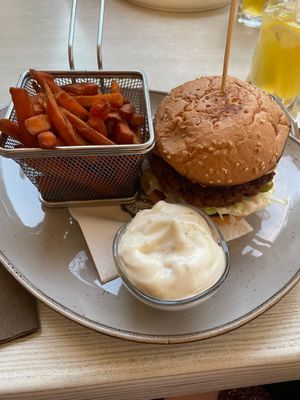Vegan burger w/ sweet potato fries at Mokka Étterem in Szarvas
