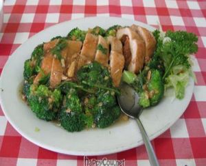 Mock meat & broccoli at Pu Kwong in Logan City