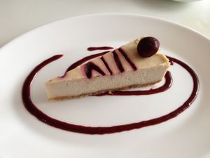 Berry 'cheesecake' at Pure on Raw in Sheffield