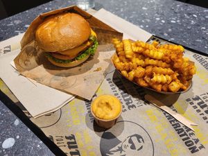 Chessy one at VINCENT - Hbf Leipzig in Leipzig