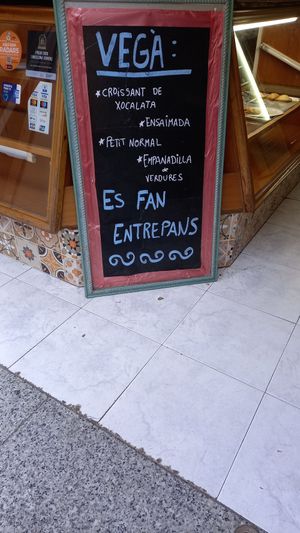 vegan options at Forn De Pa Lleida in Barcelona